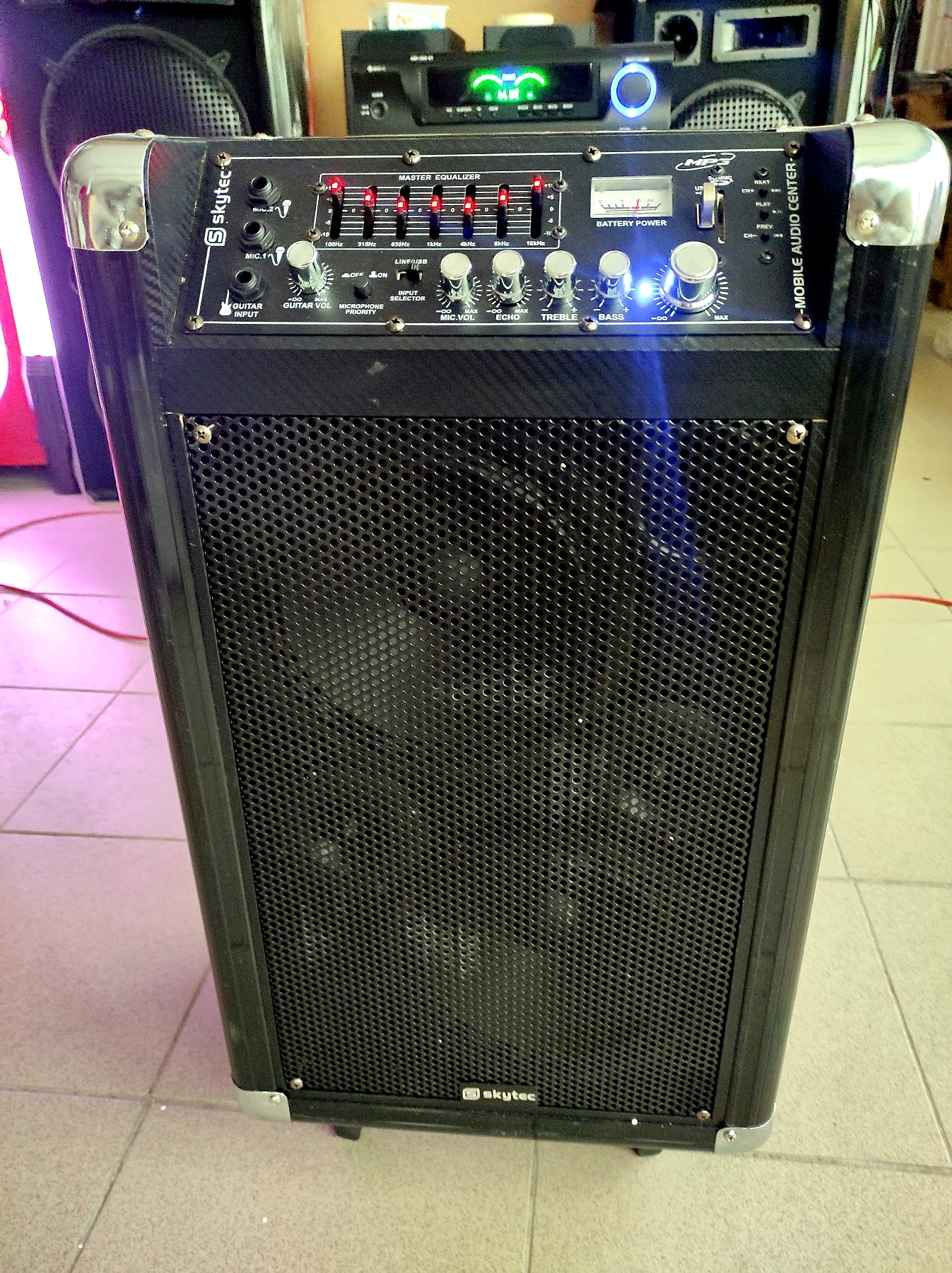 Активная акустическая мобильная система Skytec ST-075 (USB,SD,VHF) 250Вт