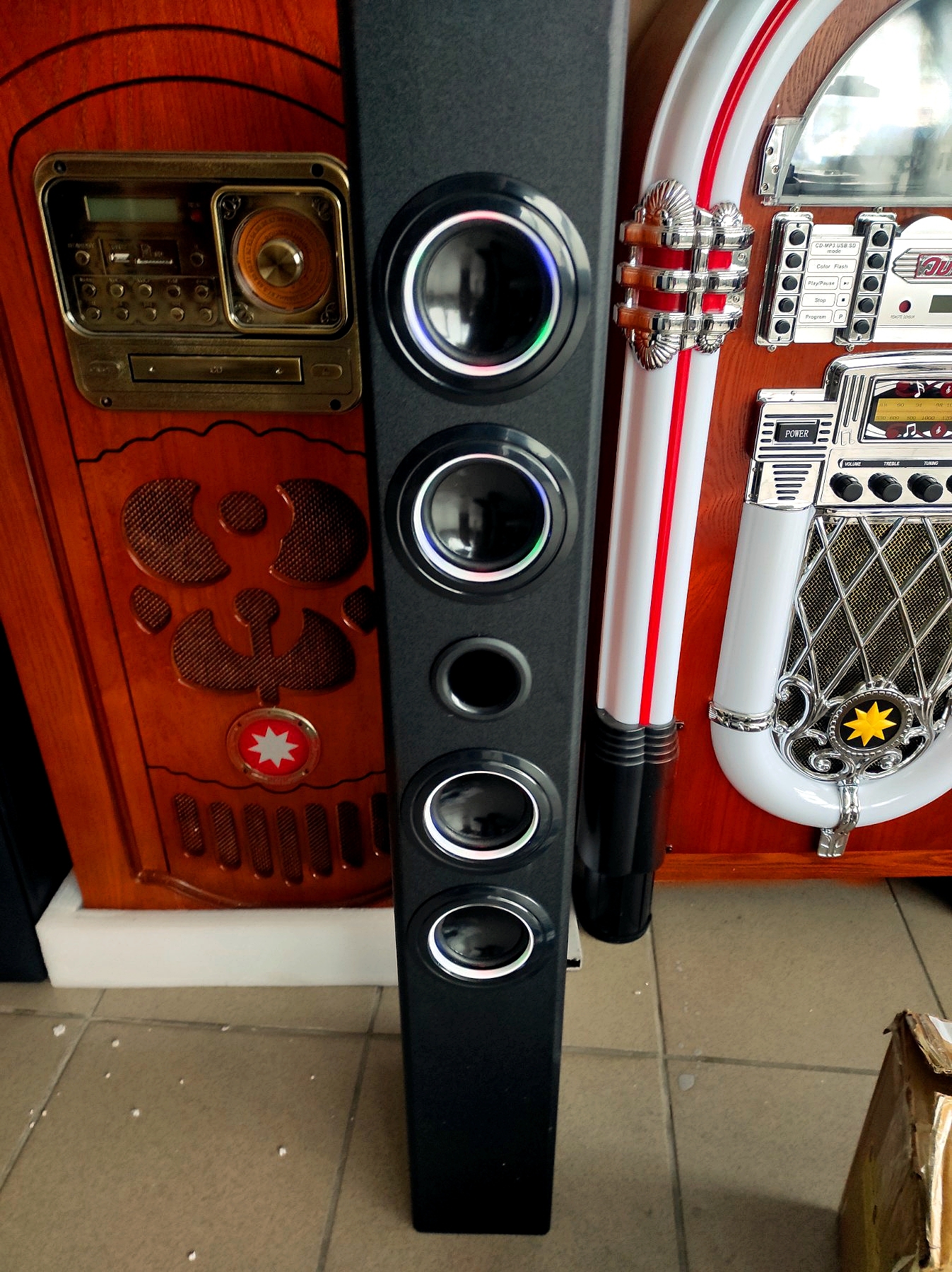 Акустическая мульти система ONEconcept Tallboy (karaoke,АКБ,FM,BT,USB,SD,AUX) black