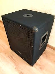 Активный сабвуфер Auna BI-AMP15A (600 Вт) 15 "