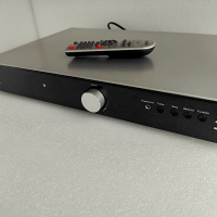 Стерео интегрированный усилитель Acoustic Solutions (240Вт)