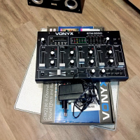 DJ-микшер 8-канальный VONYX STM- 2290(MP3,USB)