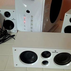 Активная 5.1-канальная акустическая система Areal 525 White (125W)
